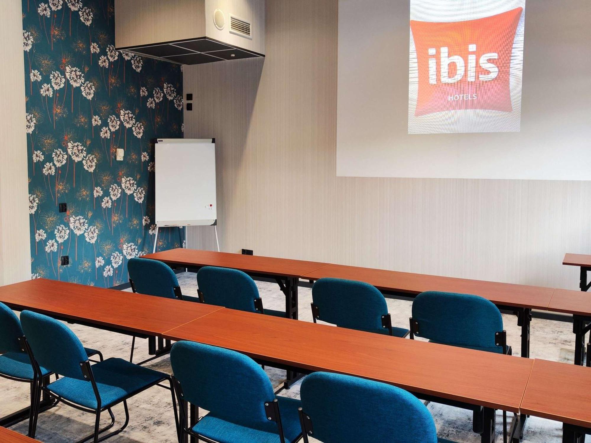Ibis Katowice - Zabrze Hotel Exterior foto