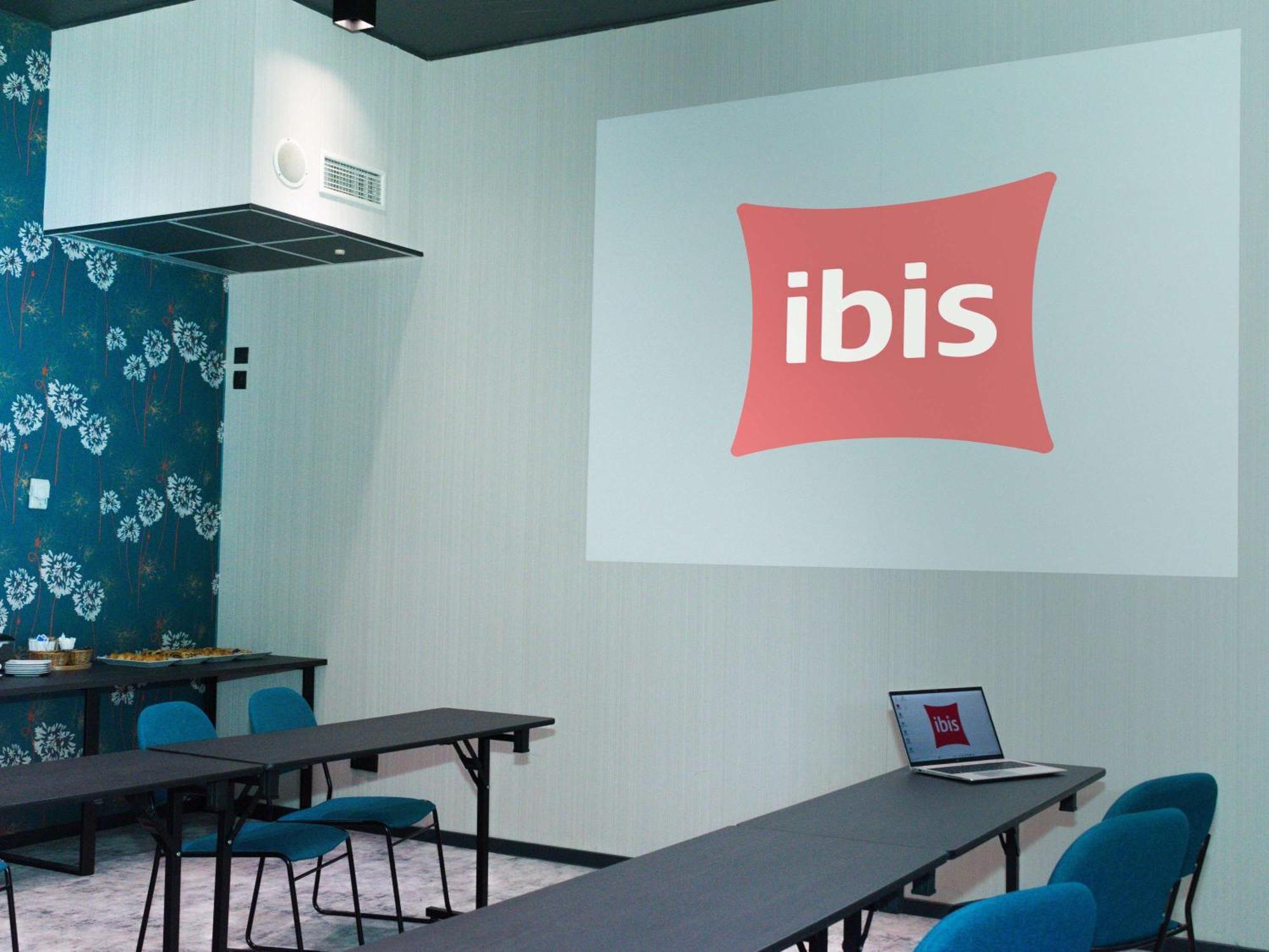 Ibis Katowice - Zabrze Hotel Exterior foto